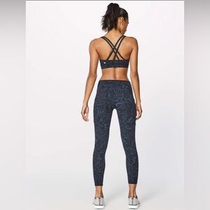 Lululemon Run On Blue Patterned Workout Tights. New. Size 6.